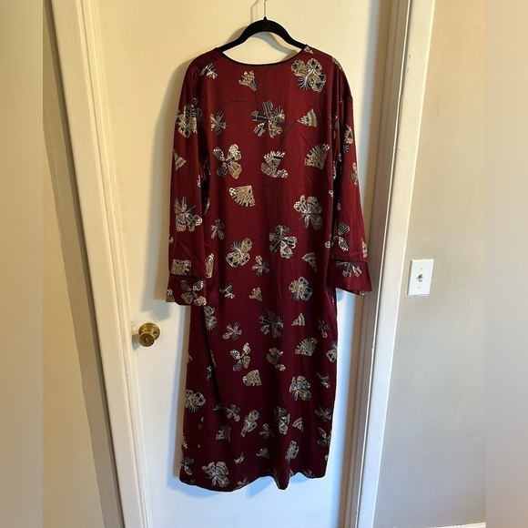 Natori Long Robe Size Medium - No Belt - Picture 6 of 6